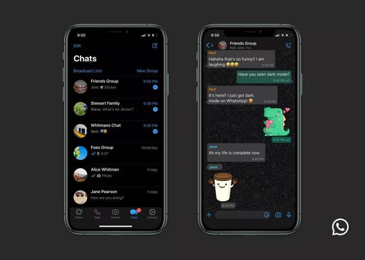 Interfaz de WhatsApp en iOS con modo oscuro activado
